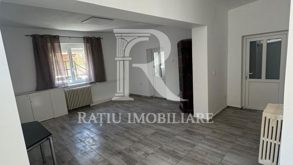 De inchiriat | Spațiu comercial central | Oradea. - Poză 2