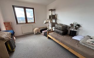 Apartament spațios cu 3 camere, 2 băi și balcoane generoase - Poză 7