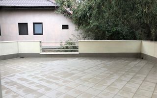 VILA CU 5 CAMERE IN ZONA IANCU NICOLAE - Poză 14
