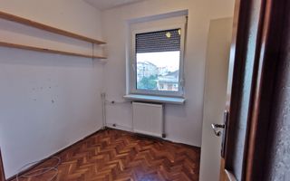 De închiriat apartament cu 4 camere, Bd. Decebal - Poză 5