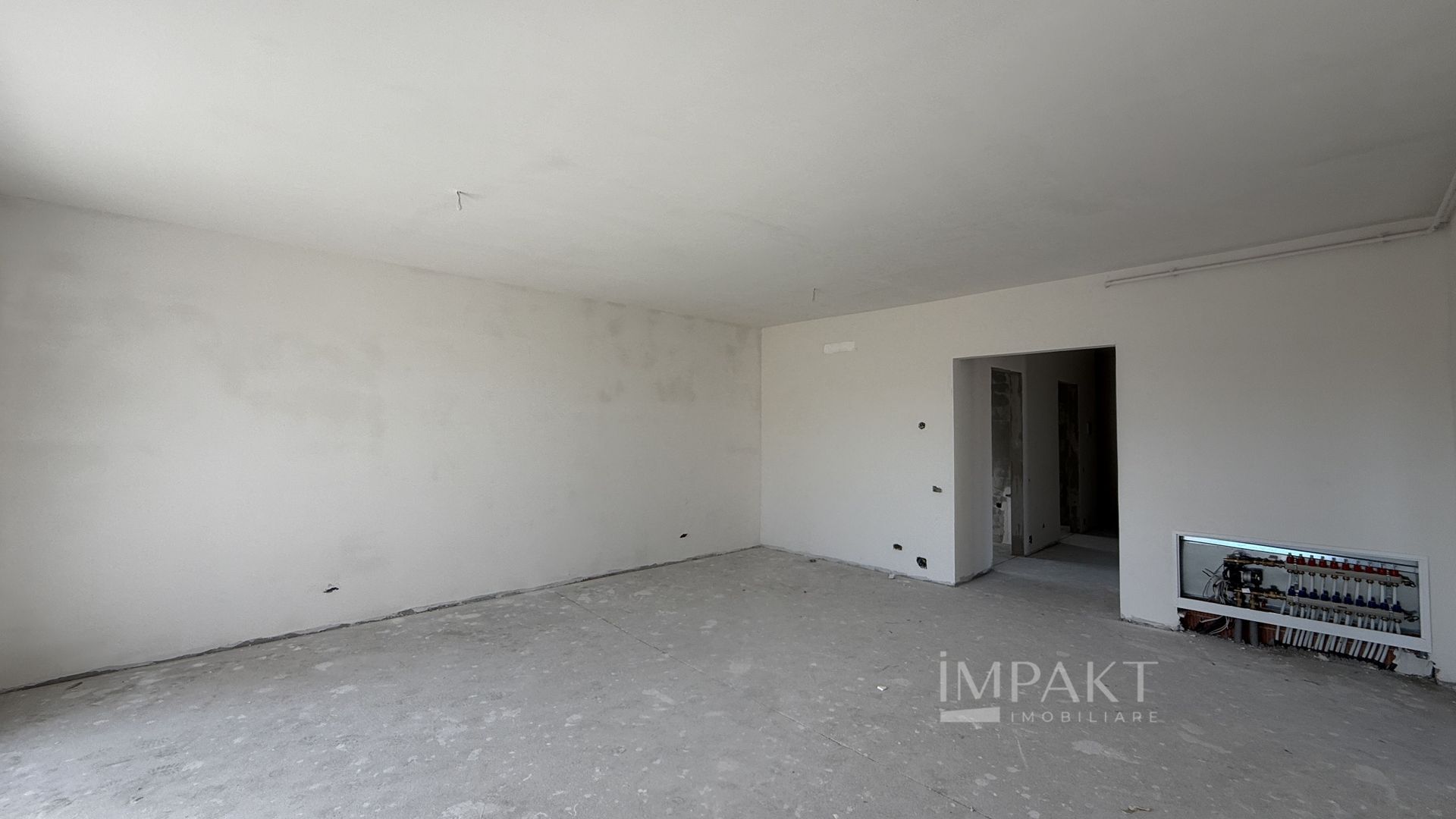 Apartament cu 3 camere 87 mp utili in zona centrala - Poză 4