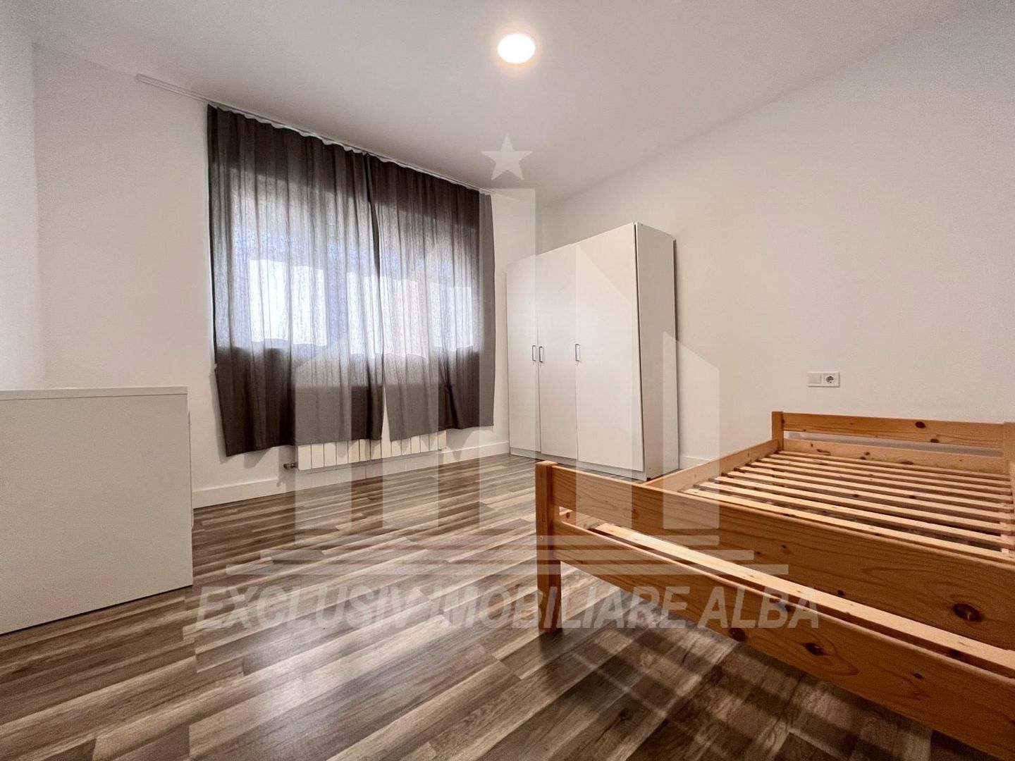 Casa insiruita finisata, 5 camere, zona Ampoi 3 - Poză 1