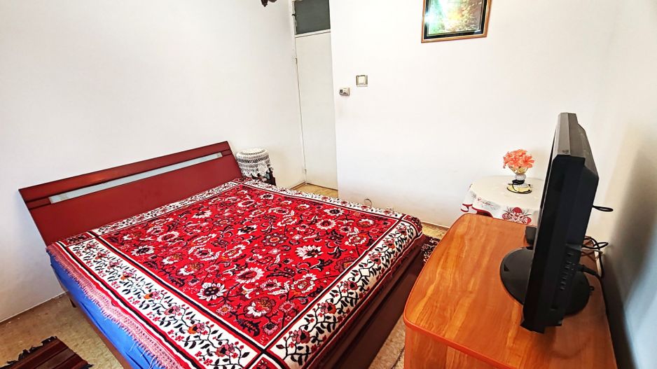 3 Camere, Central, Ideal pentru Familie, Liniste, An '81 - Poză 4