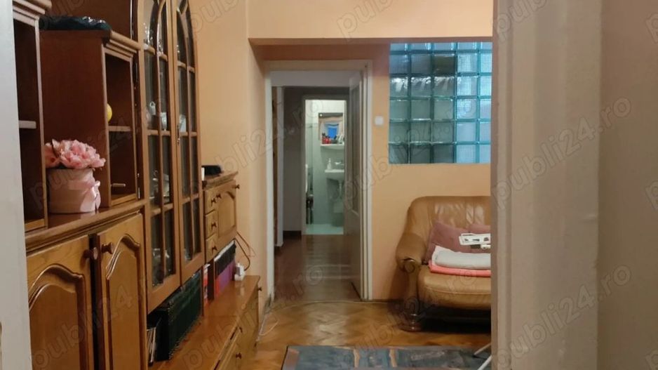 Vand apartament 3 cam etaj 6/9 Careiului. - Poză 4