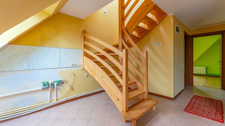 Apartament cu două dormitoare în Predeal, aproape de Pârtia Clăbucet - Poză 8