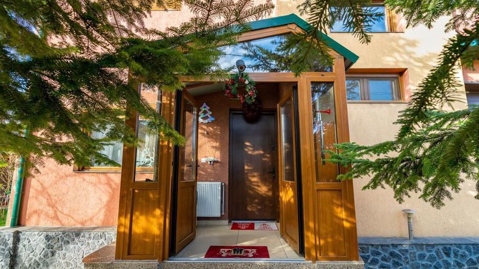 Vila superba de vanzare in apropiere de padure Pantelimon - Poză 4