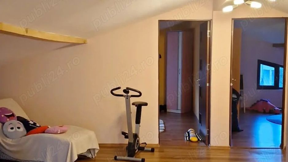 Casa de vanzare cartier 23 August Negociabil - Poză 4