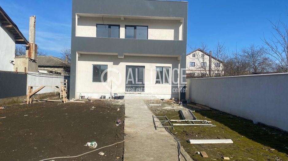 VALU LUI TRAIAN(COD 07) Casă P+1 cu 5 camere si teren de 375 mp - Poză 1