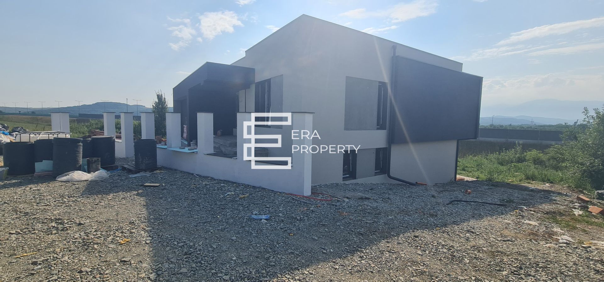 Casă modernă, parțial mobilată, cu garaj și teren de 815 mp, Șelimbăr - Poză 7