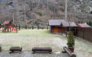 Casă de vacanță în Râu Sadului - Poză 16