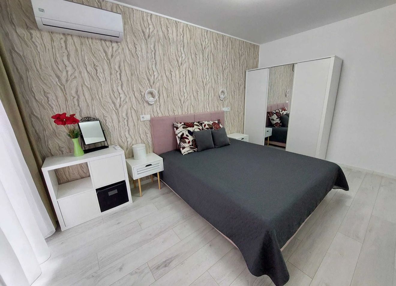 AP. 2 CAMERE BELVEDERE RESIDENCE, LOC PARCARE, CENTRALA, METROU 10 MIN - Poză 1