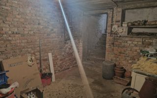 Casa singur in curte zona Astra - Poză 19