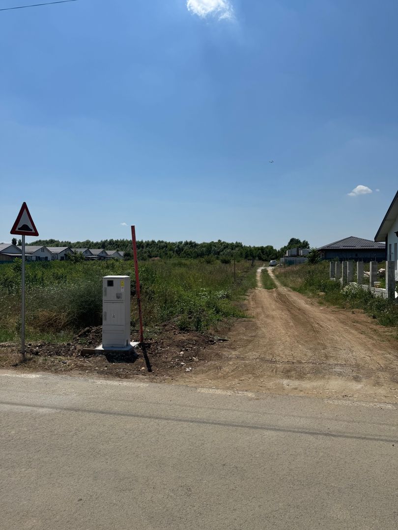 Domnesti - Strada Salciei - Teren intravilan 500 mp x 2 loturi - Poză 5