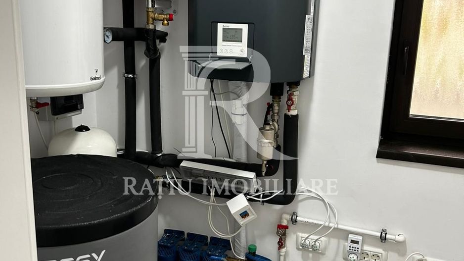 Casa cu 5 camere de vanzare | Nufarul | Oradea - Poză 9