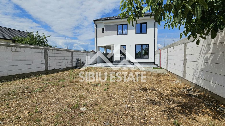 Casa Sibiu, confort nou, teren 600 mp - Poză 2