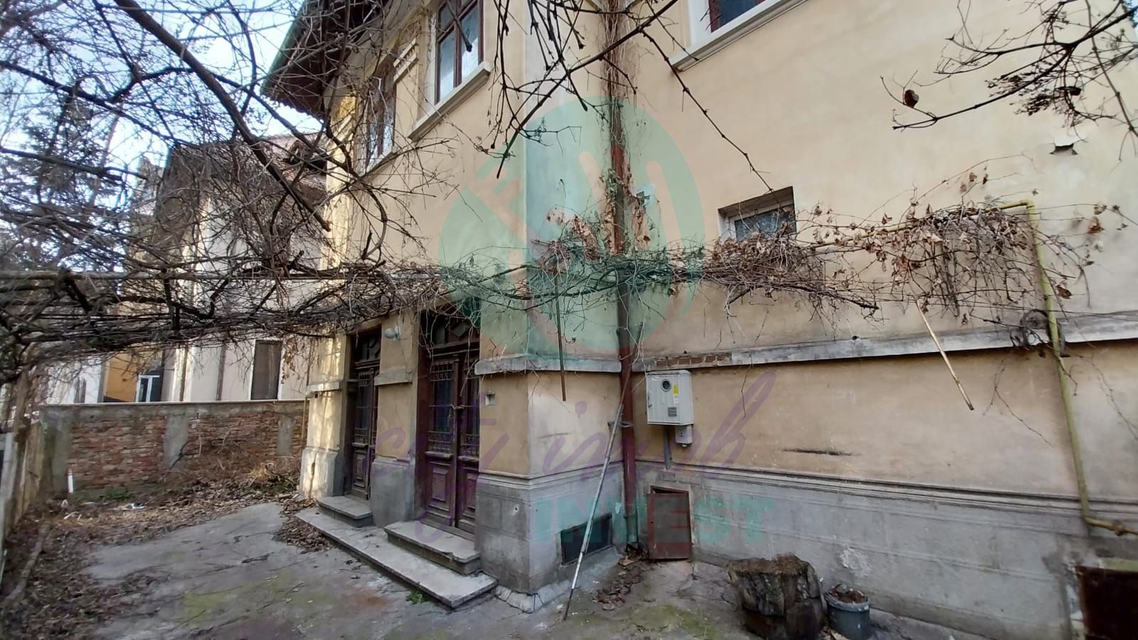 Vila boierească cu arhitectură de epocă, ideală pentru investiție – Gara de Nord - Poză 3
