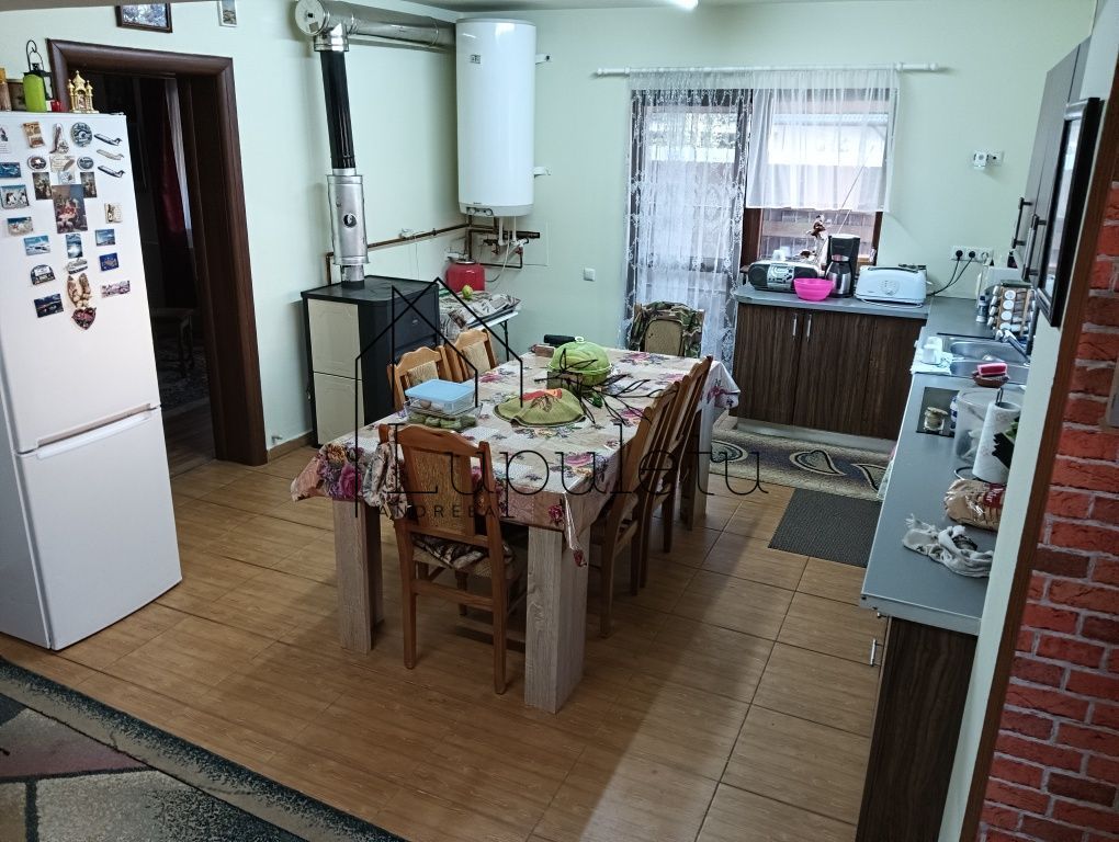 Casă de Vânzare | Șelimbăr  6 Camere | 178 MPU | Teren 210 MP - Poză 6