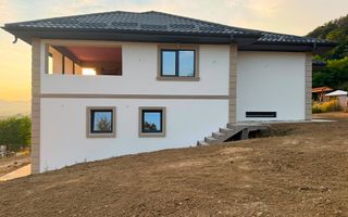 Casă 5 camere de vânzare | Vlădești, Râmnicu Vâlcea | 239 mp - Poză 1
