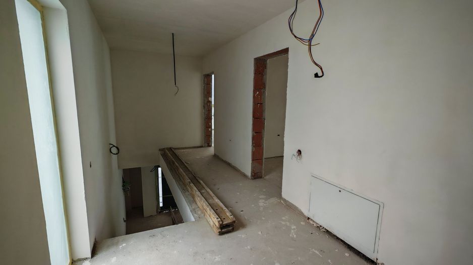 Vila LUX Parter+Etaj(stil mediteranean) in Stupini zona Plugarilor - Poză 11