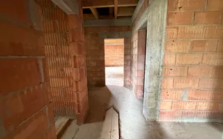 Casă de vânzare 260 mp utili + 1052 mp teren in centrul orasului Covasna - Poză 21