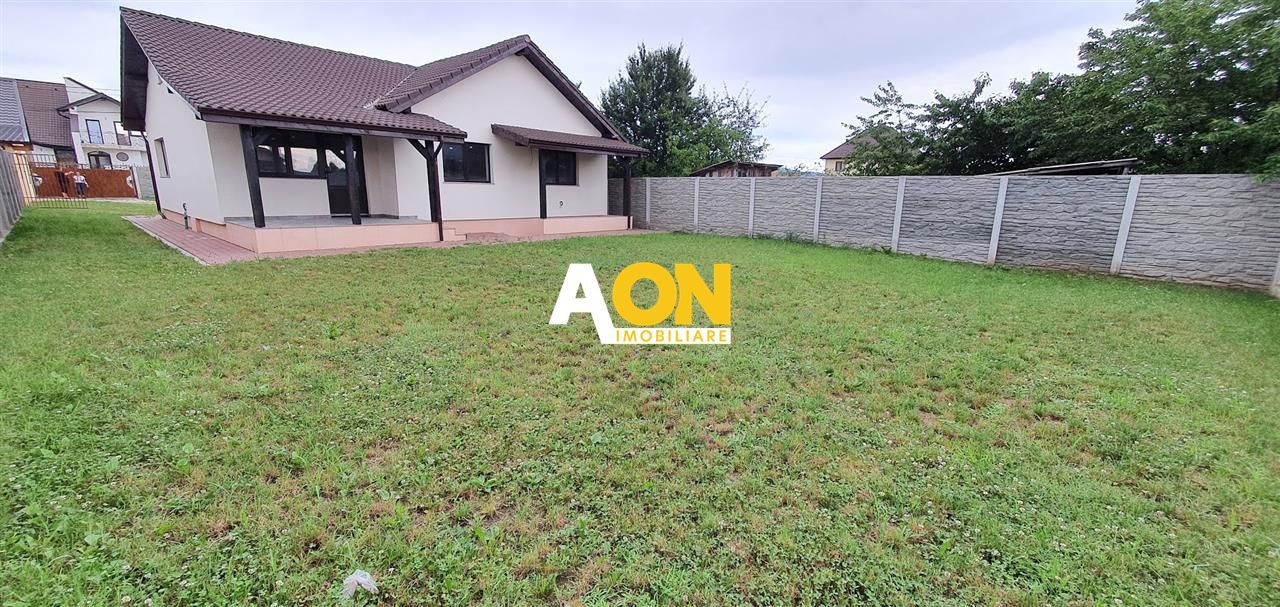 Casa 4 camere, teren 673 mp, toate utilitatile, Micesti - Poză 1