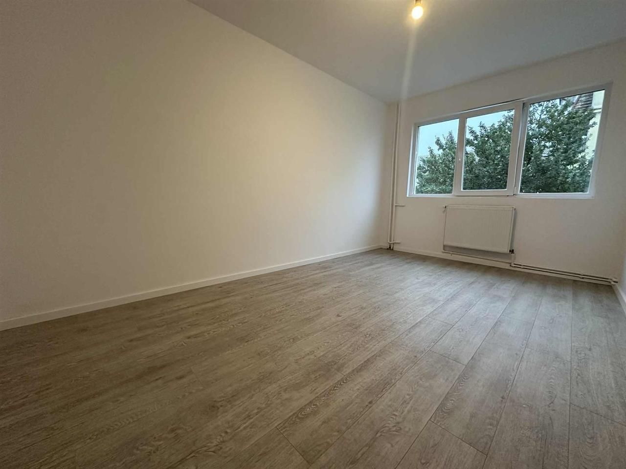 2 cam Sagului-Dambovita  etaj 3 centrala proprie - Poză 5