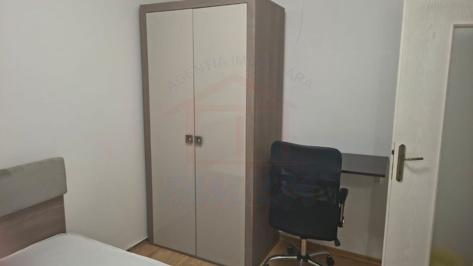 🏡 Apartament 3 camere – Mazepa | Etaj 1 | 450 Euro/luna - Poză 2