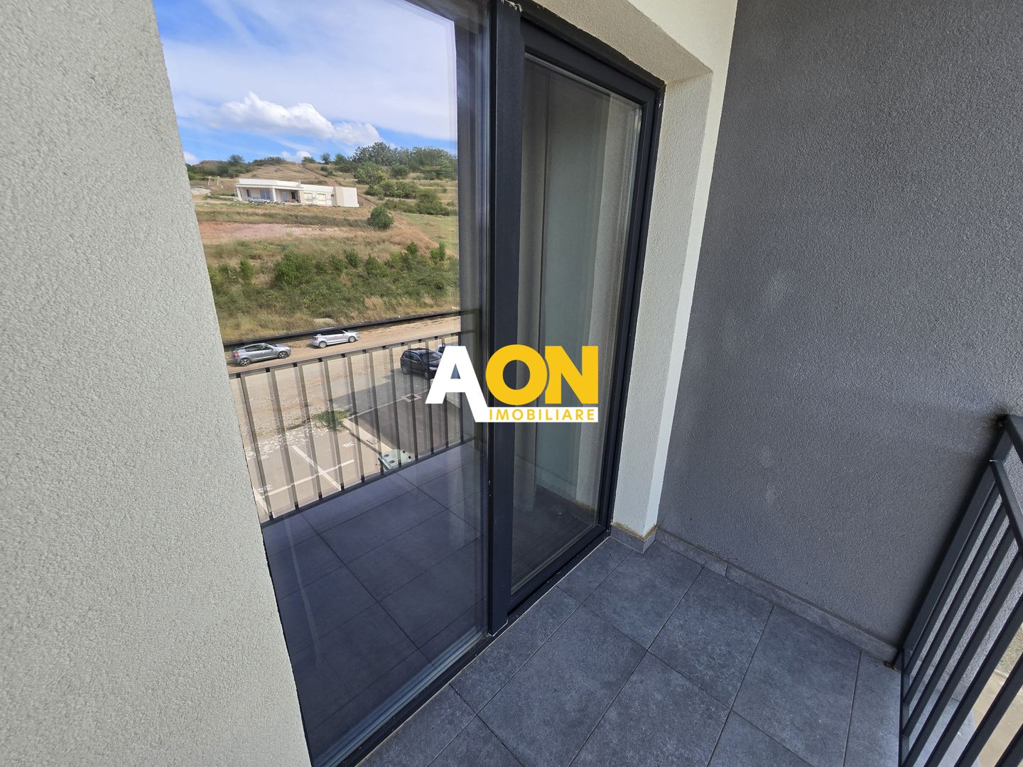 Apartament cu 2 Camere, Bloc Nou, Etaj Intermediar, Zona Schit - Poză 8
