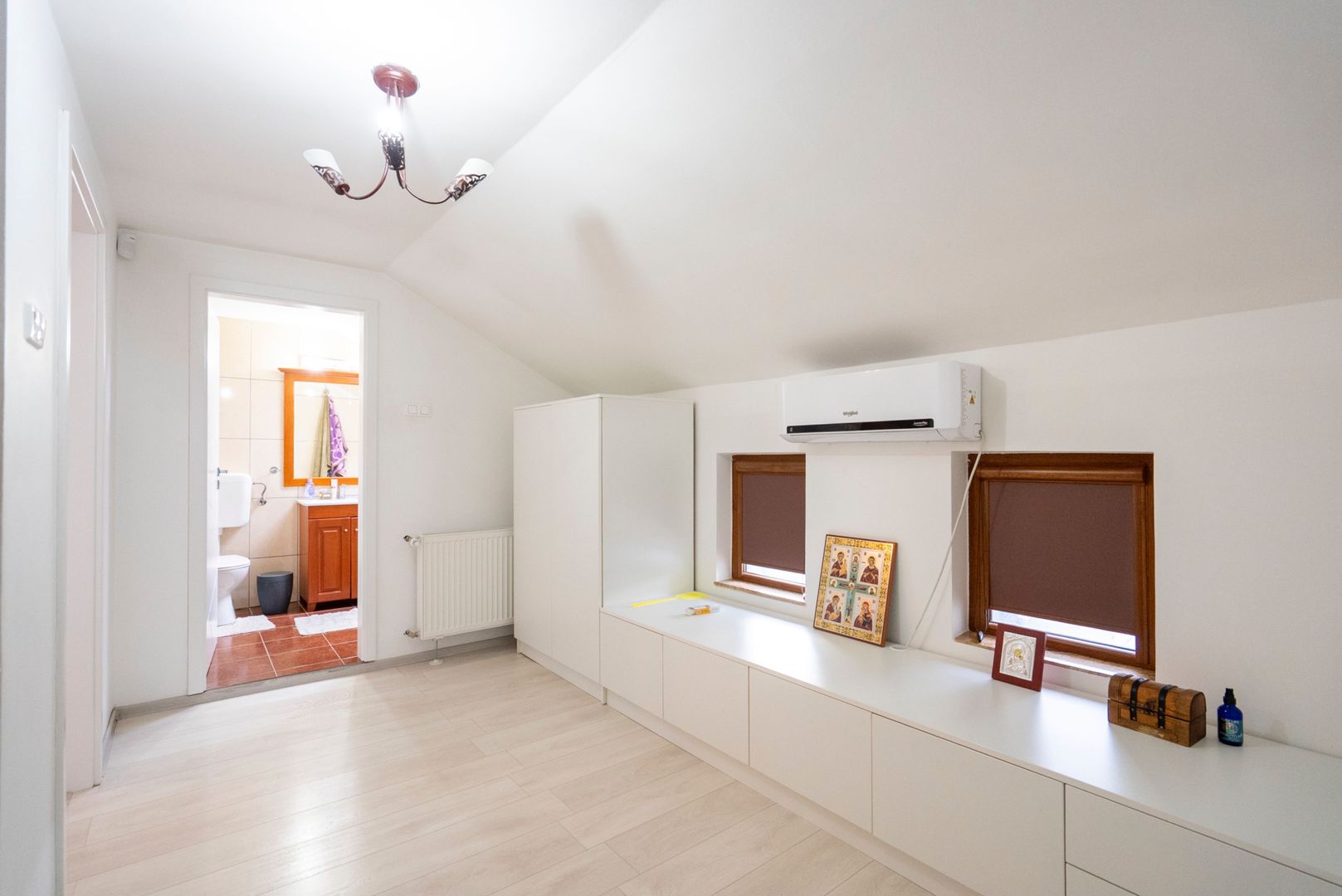 Casa in Nojorid cu 3 dormitoare 2 bai - Poză 11