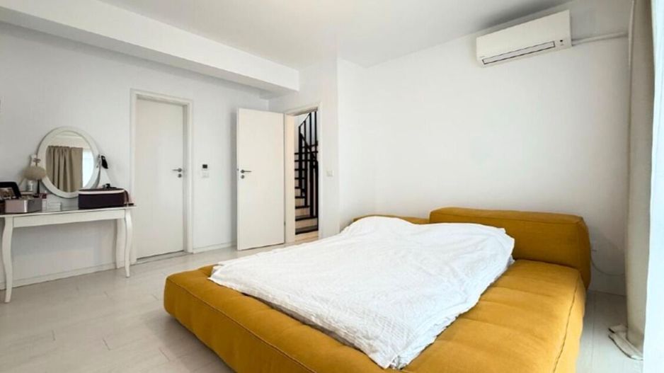 Vânzare duplex luminos 4 camere cu grădină Bucureștii Noi Străulești - Poză 9