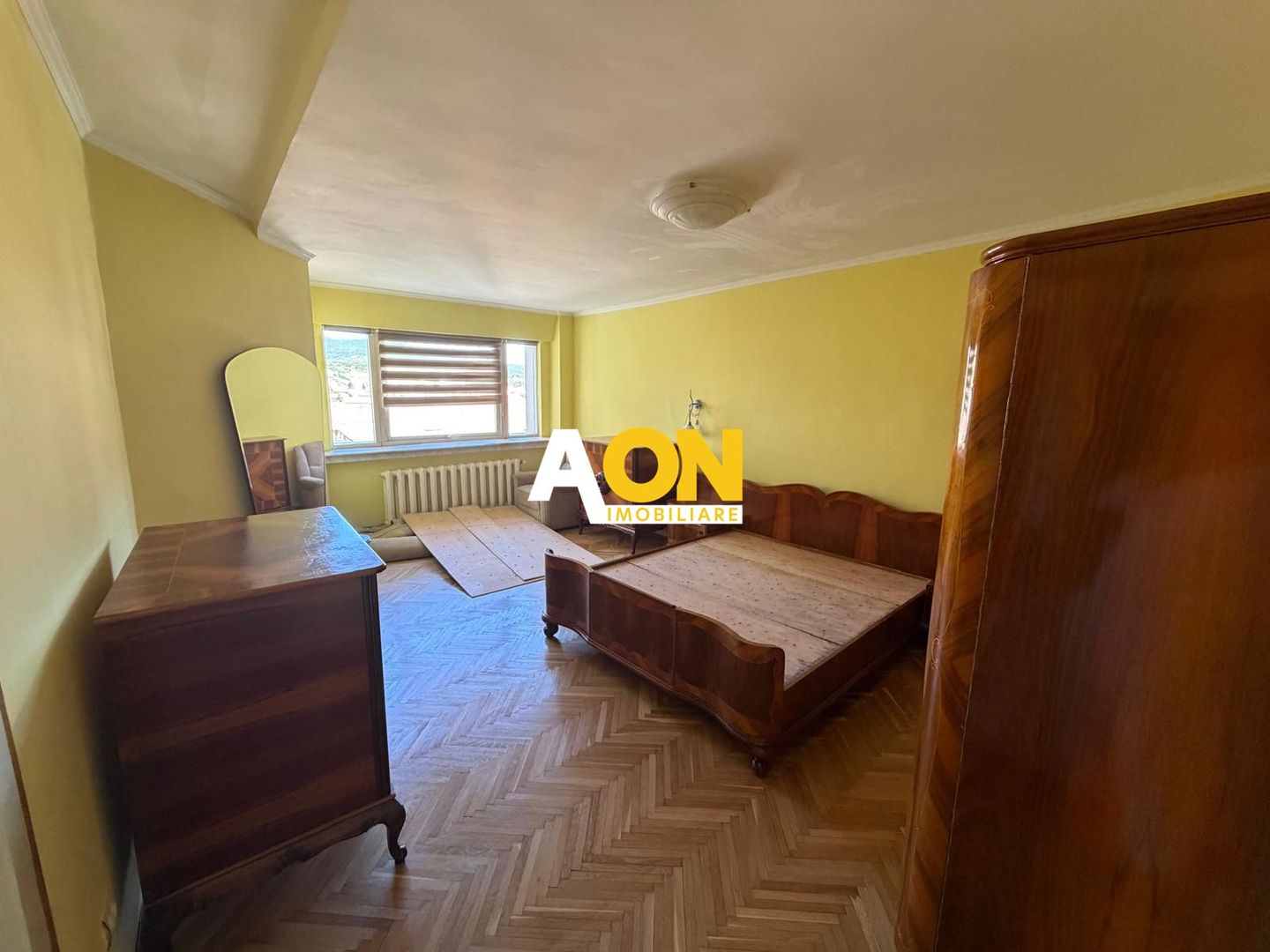 Apartament 4 Camere | Decomandat | Etaj  |  Cetate - Poză 12