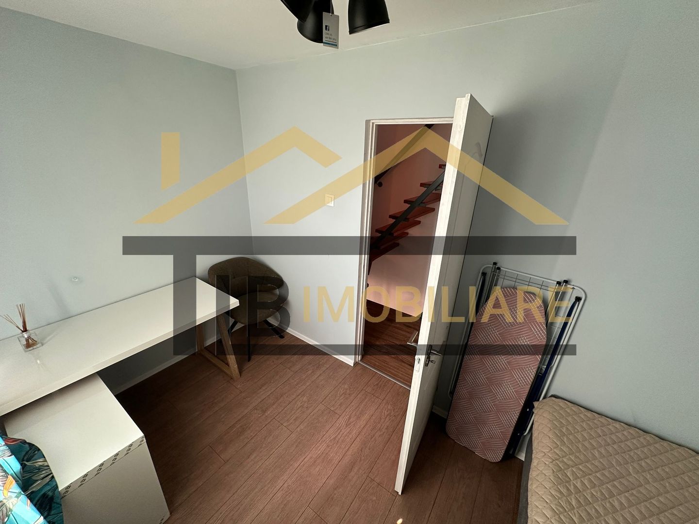 Casa de 4 camere, 111mp, Zona Semi-Central - Poză 10