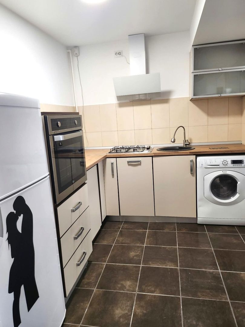 Vânzare Apartament 2 Camere Decomandat Rin Grand Hotel - Poză 4