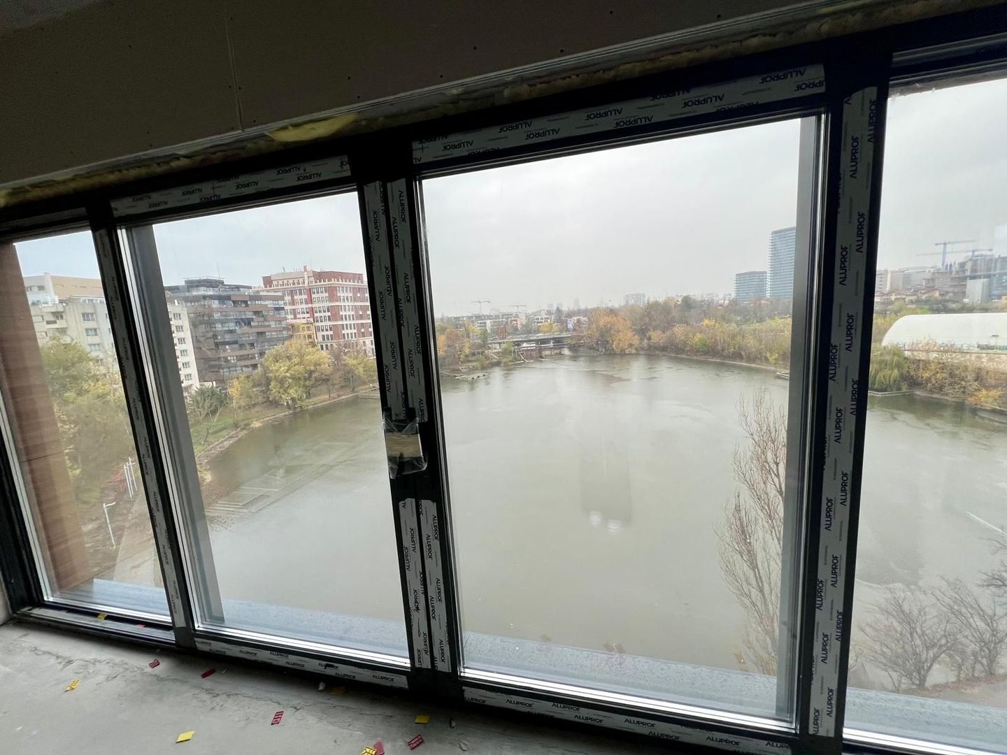 Apartament 3 camere in zona de Nord - Poză 3