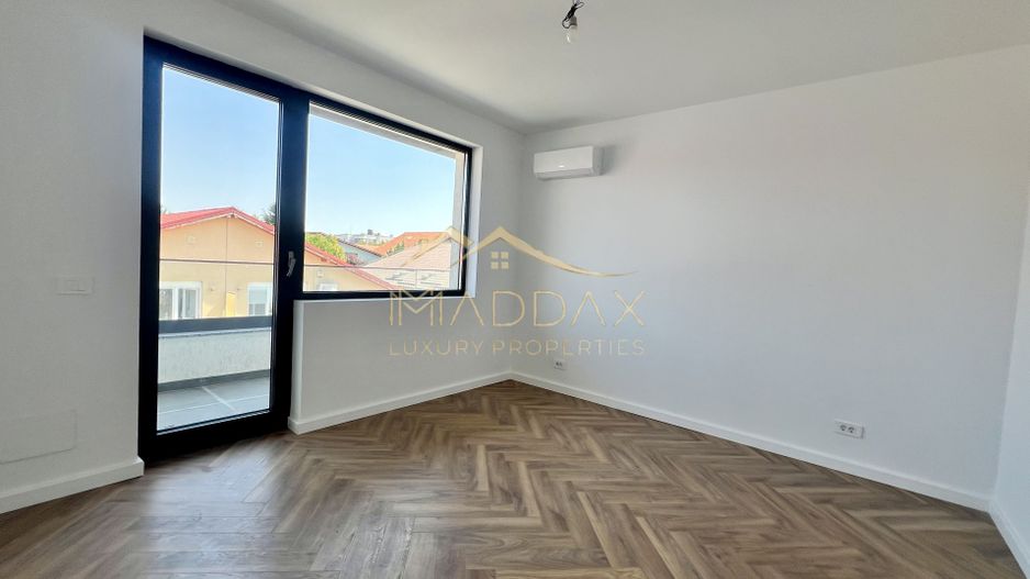 Vilă **6 camere  **451mp // Zona Iancu Nicolae - Poză 59