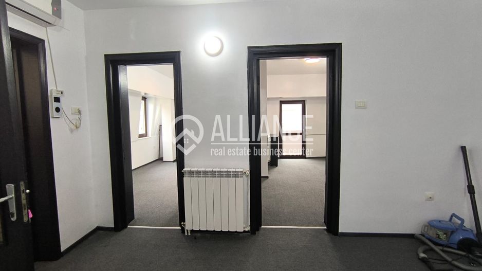 CENTRU PIATA UNIRII - Birouri luminoase cu terasa ! - Poză 5