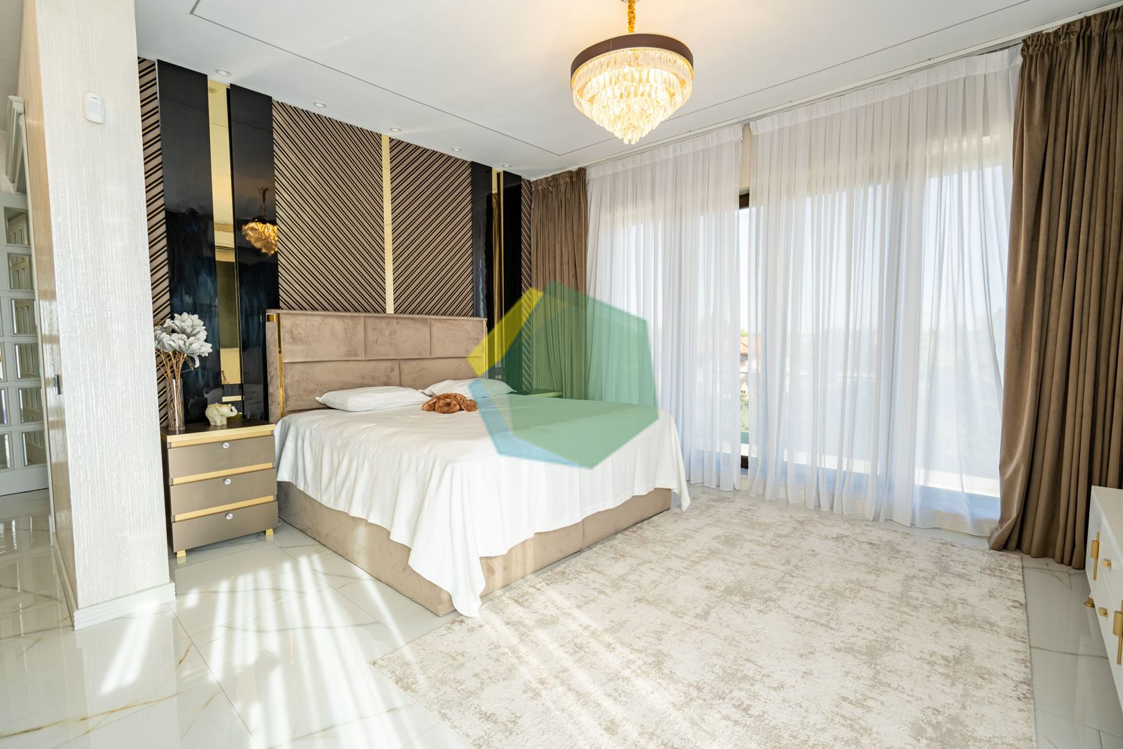 VILA ULTRA-LUX/ OTOPENI CENTRAL/SMART HOME/PISCINA - Poză 15