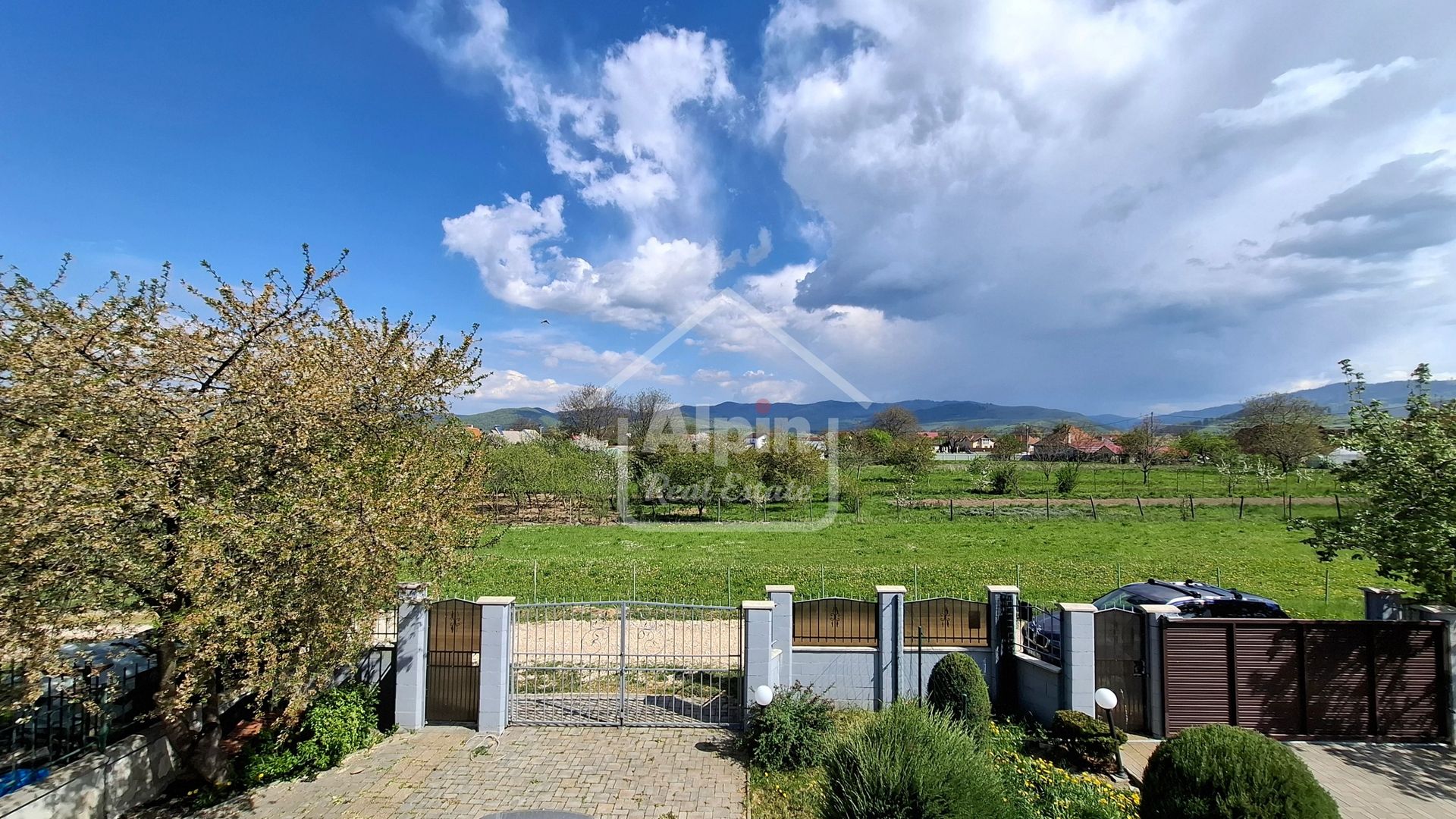 Duplex Zona Linistita Carpinis - Poză 11