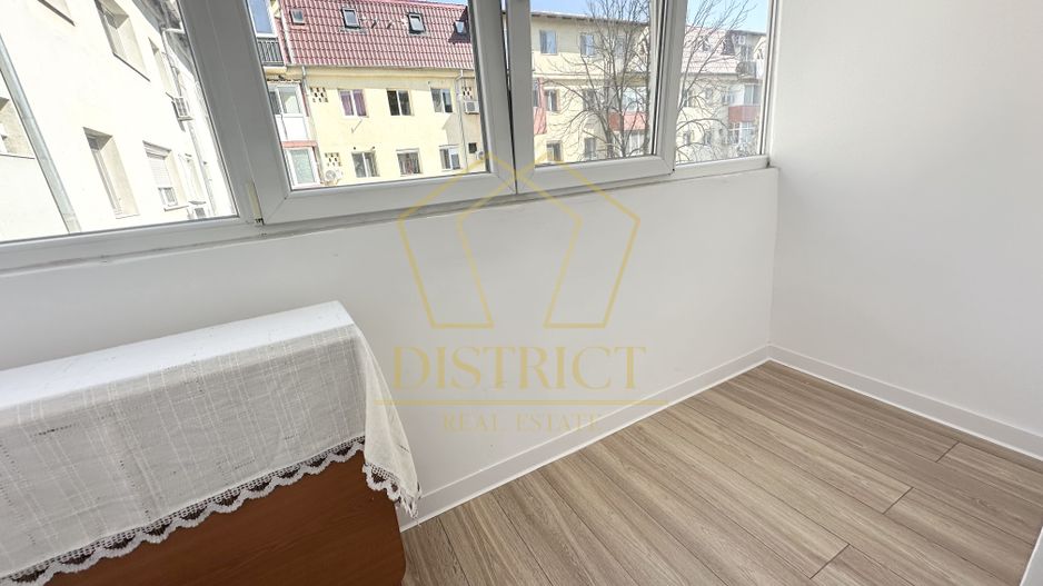Apartament  cu 3 camere | Spitalul Judetean - Poză 7