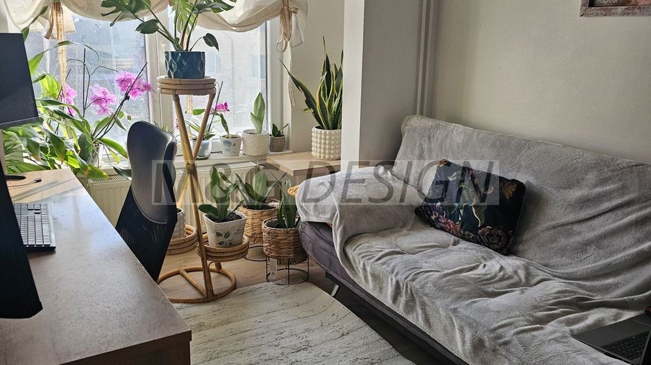 Apartament 4 camere Soarelui etaj 2 - Poză 3