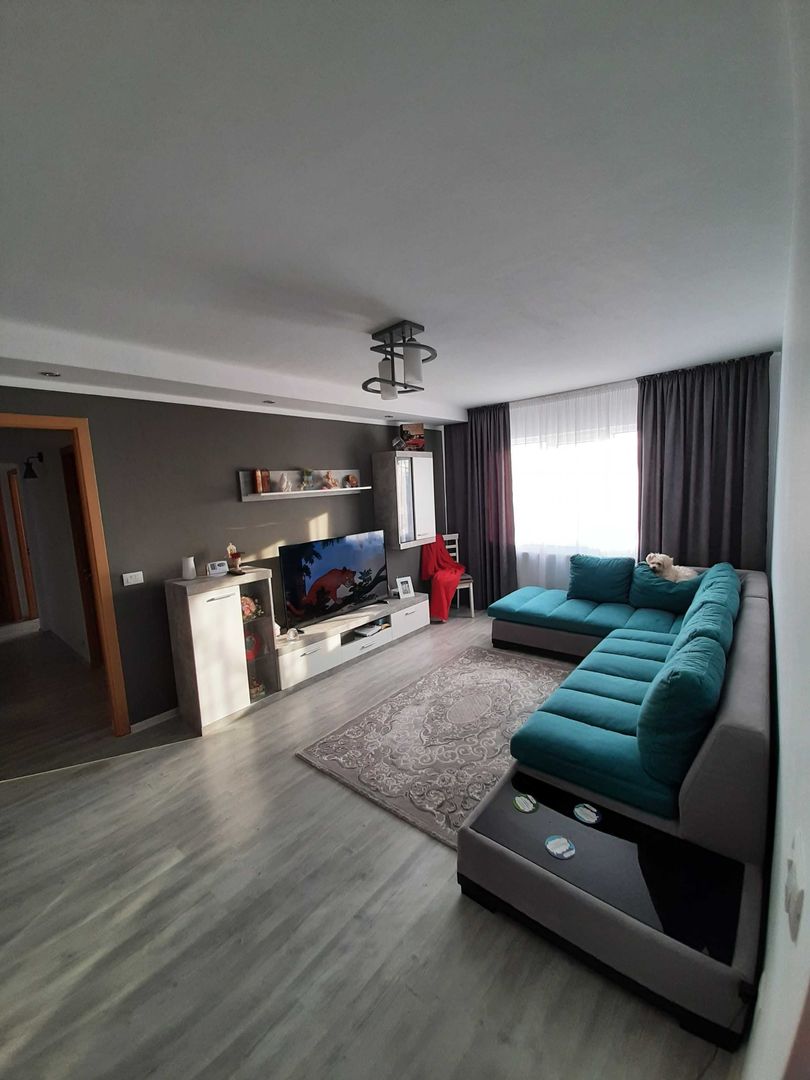 Apartament 4 camere renovat complet – Micro 16, Galați – 81 mp utili - Poză 2