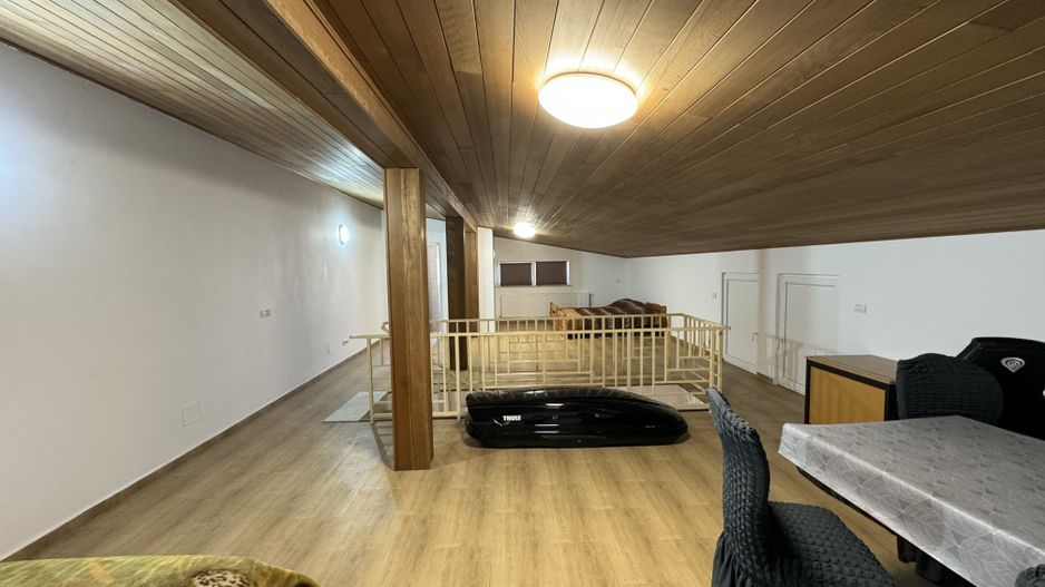 Hala cu birou apartament si teren - Poză 4