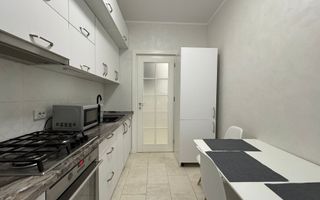 Apartament 2 camere Royal Town Copou - Poză 15