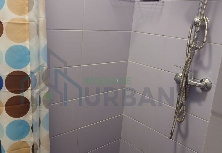 Inchiriez garsoniera zona Alexandru 1500lei - Poză 5