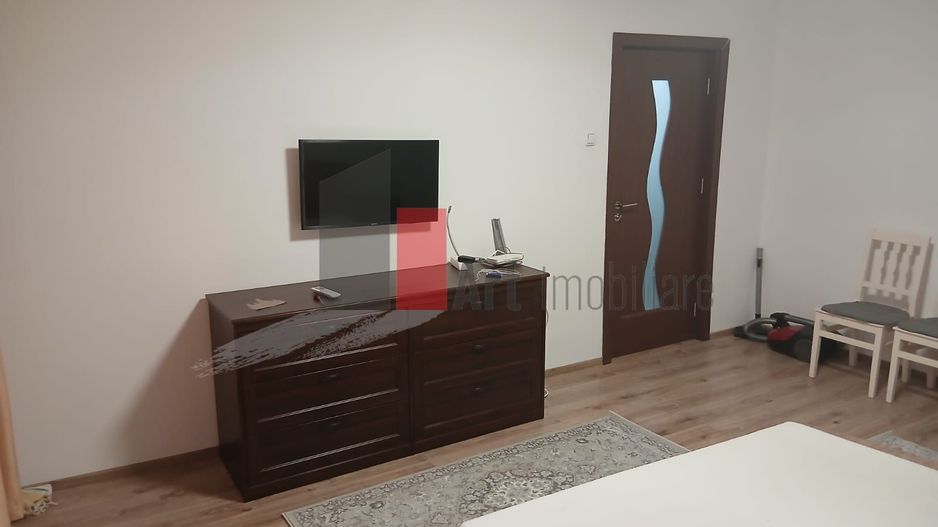 Inchiriere Garsoniera Vitan Mall - Poză 1