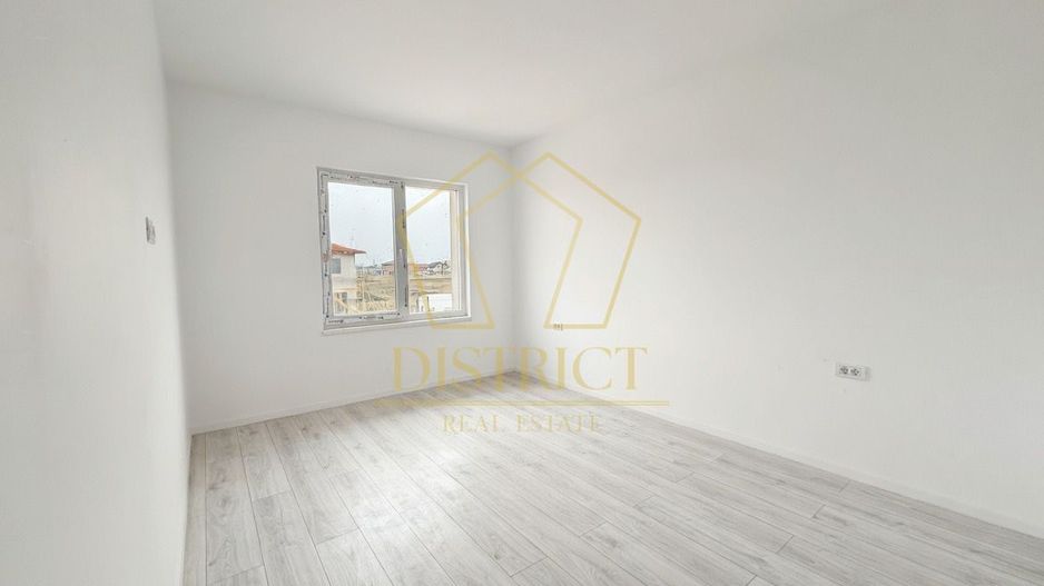 Duplex cu 4 camere despărțit prin camera tehnica | Mosnita Noua - Poză 8