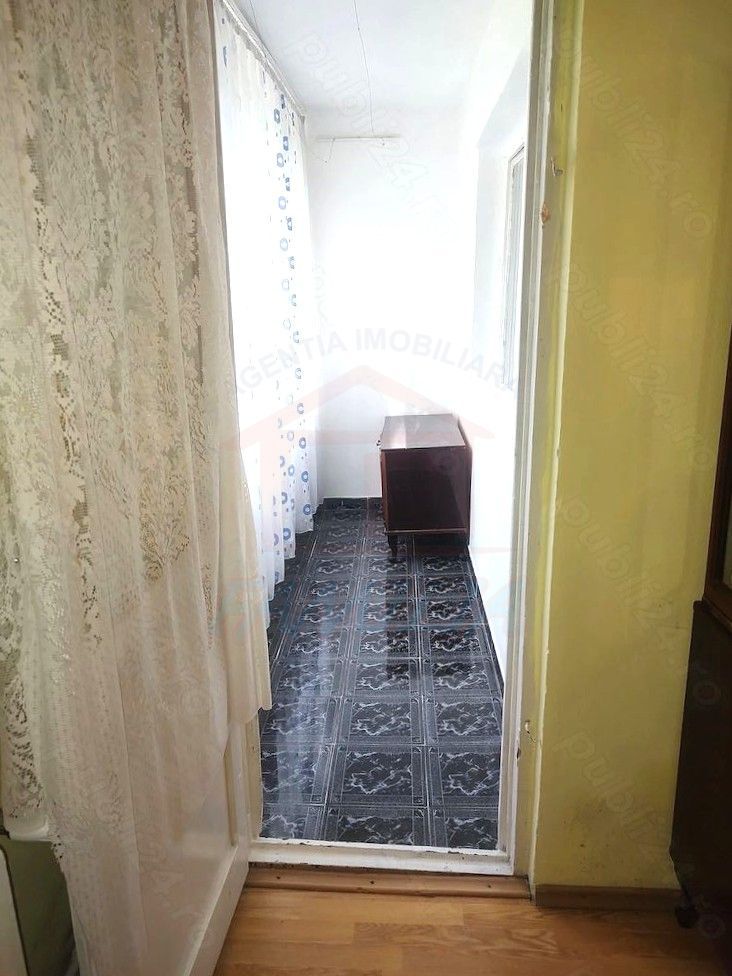 Apartament cu 2 camere decomandate, parter, luminos - Micro 13 - Poză 6
