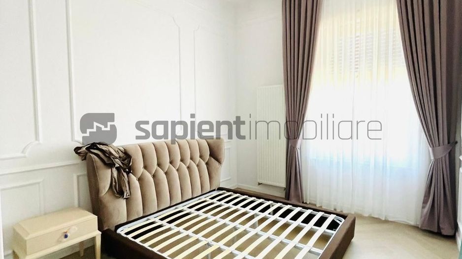 APARTAMENT ULTRACENTRAL - Poză 12