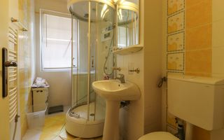 Apartament cu 4 camere, de inchiriat, situat in cartierul Manastur! - Poză 12