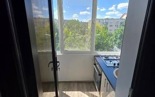 Girocului | 3 Camere | Etaj intermediar | Renovat | Mobilat si utilat - Poză 3